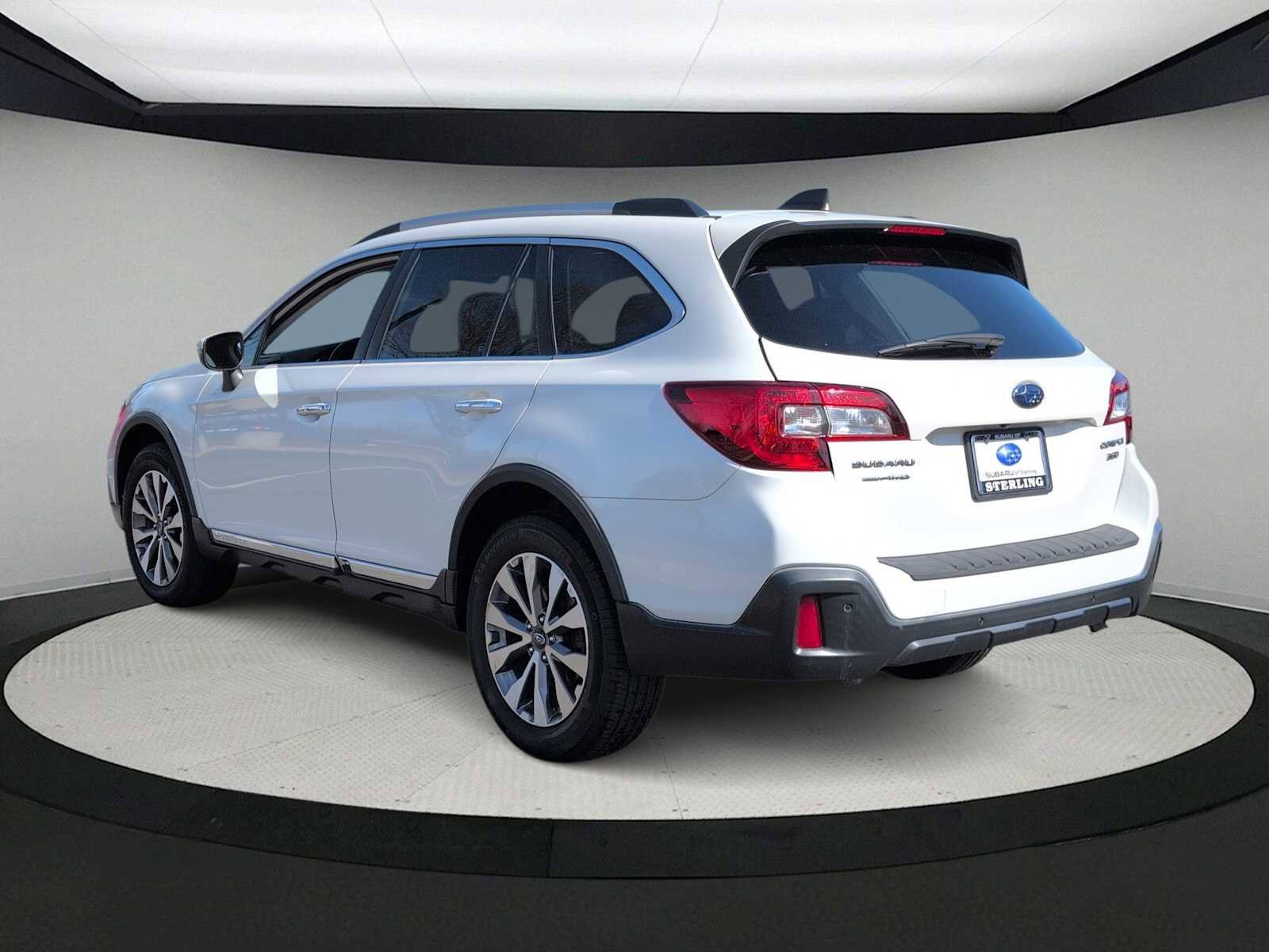 Used 2019 Subaru Outback 3.6R Touring image 6