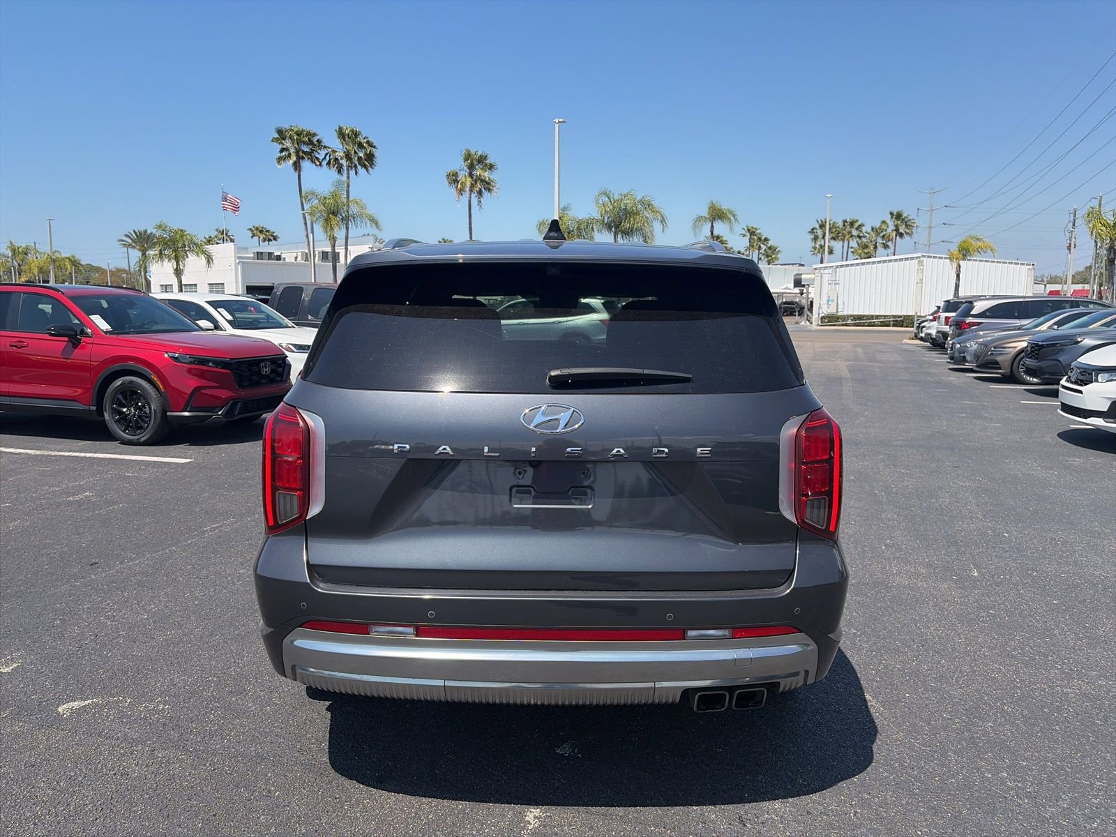 Used 2024 Hyundai Palisade Calligraphy image 6