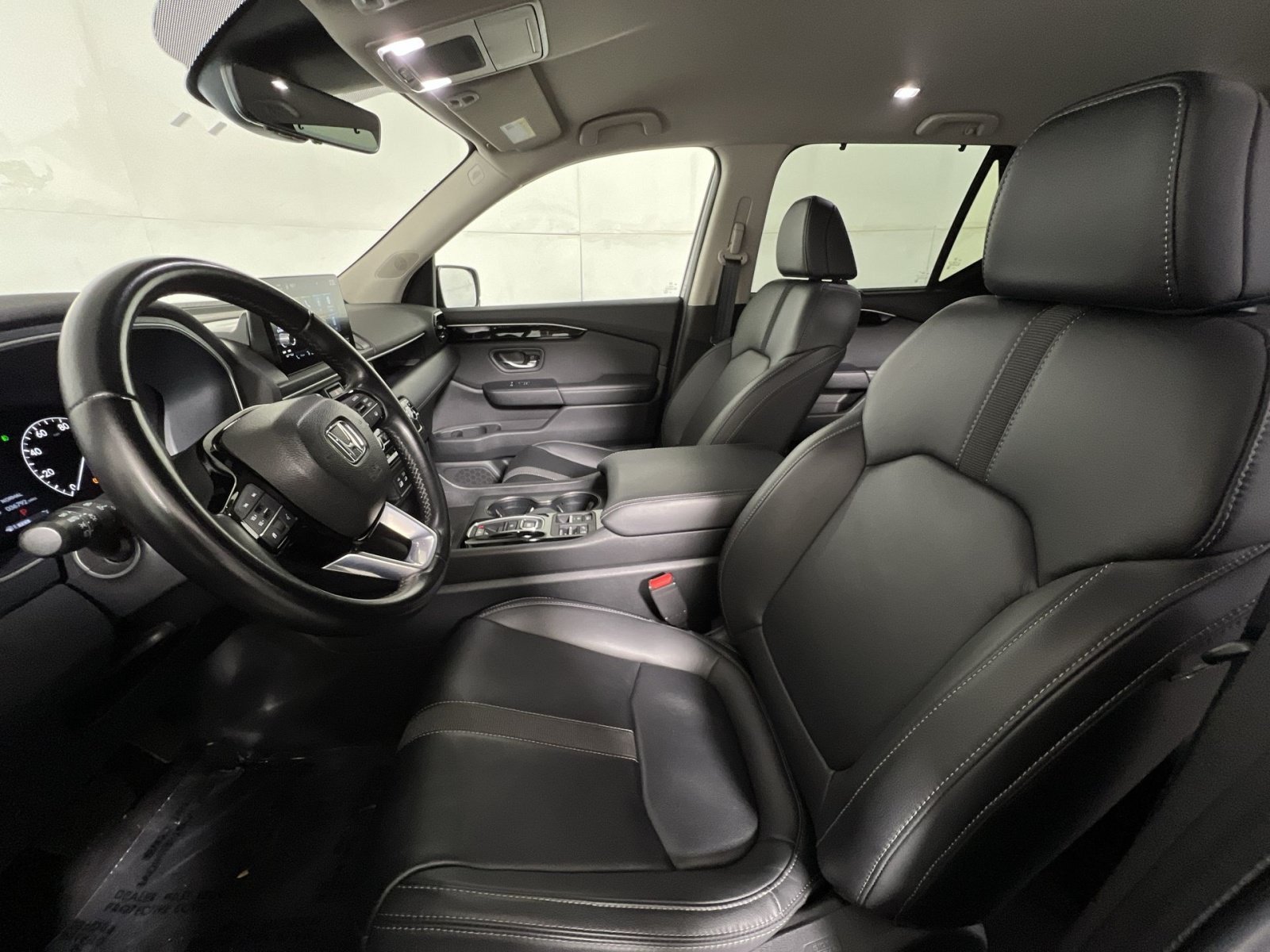Used 2023 Honda Pilot EX-L image 11