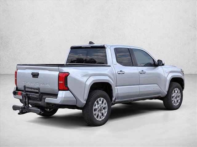 Used 2025 Toyota Tacoma SR5 AWD/4WD image 15
