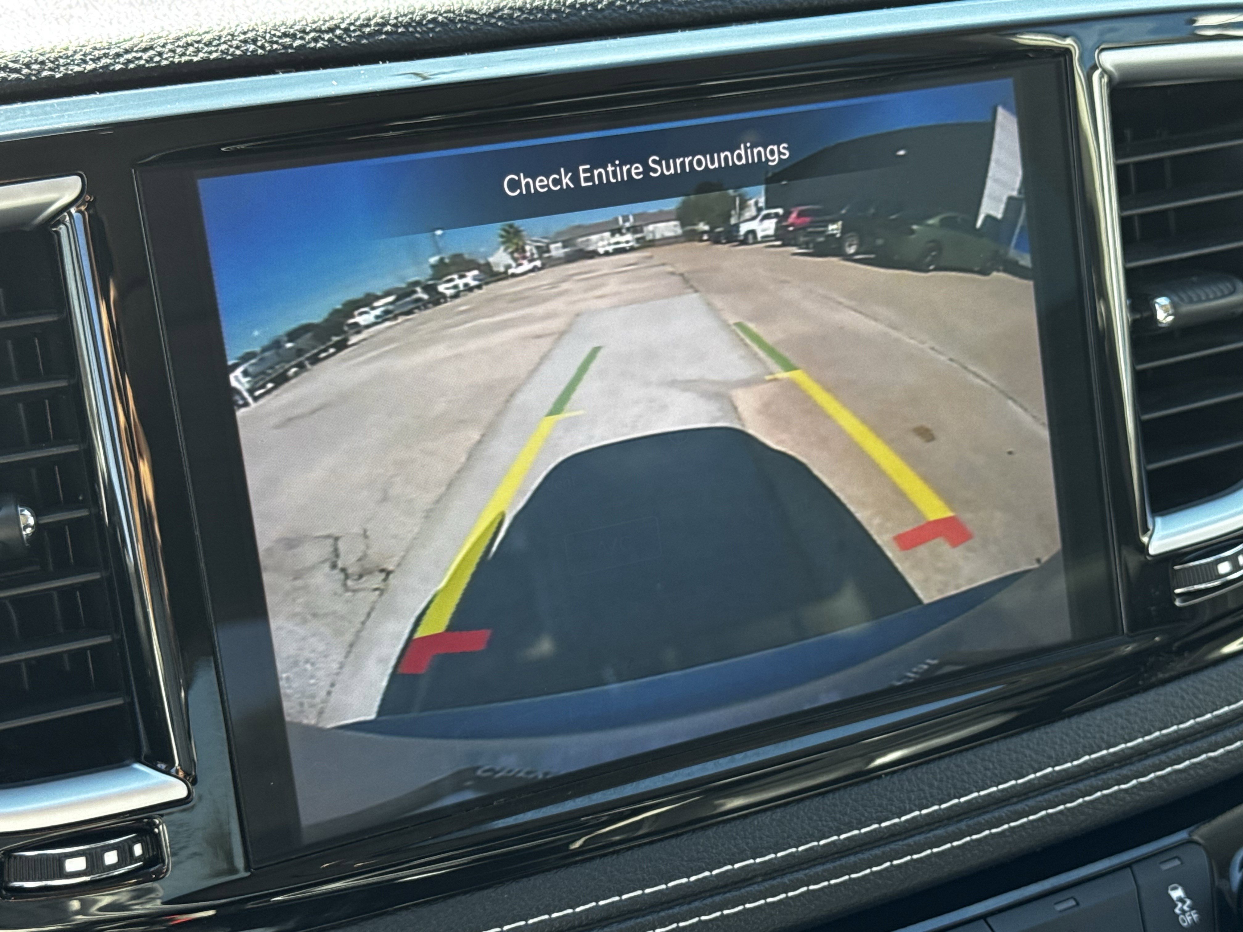 Used 2023 Chrysler Pacifica Limited image 19