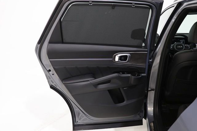 Used 2025 Kia Sorento SX Prestige AWD/4WD image 34