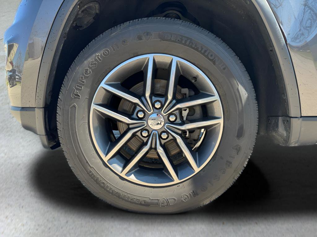 Used 2018 Jeep Grand Cherokee Limited w/ Luxury Group II image 14