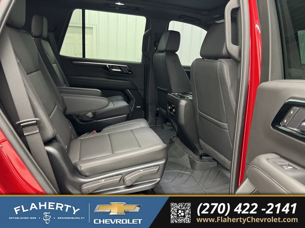 Used 2025 Chevrolet Tahoe Z71 w/ Comfort Package image 13