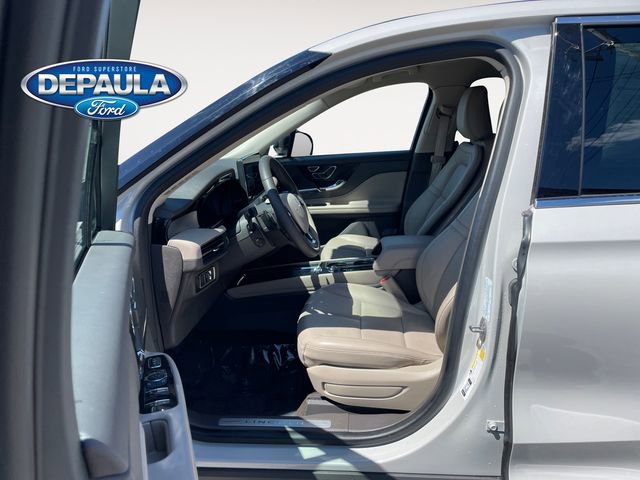 Used 2024 Lincoln Corsair AWD w/ Equipment Group 101A image 11