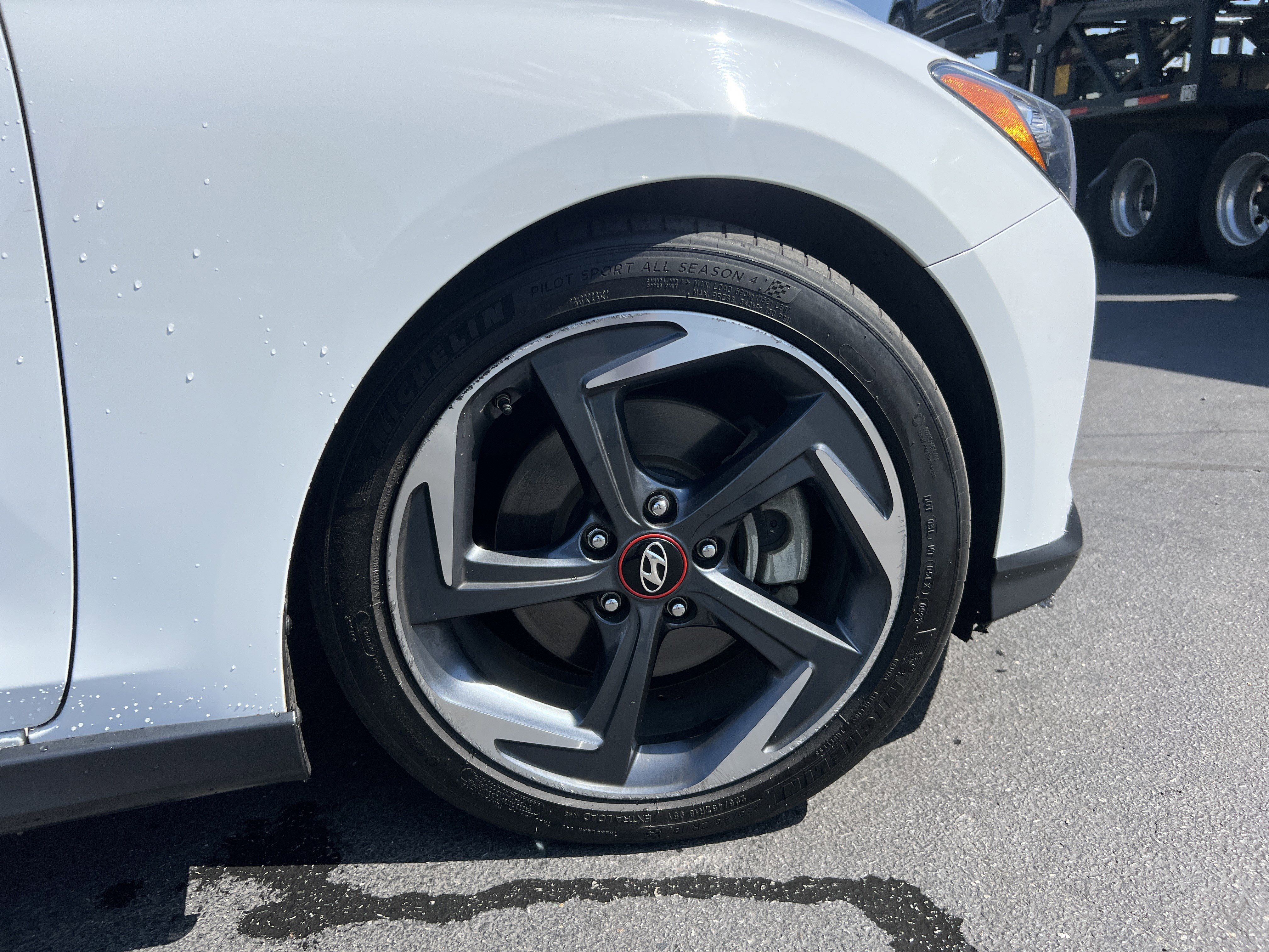 Used 2019 Hyundai Veloster Turbo Ultimate FWD image 13