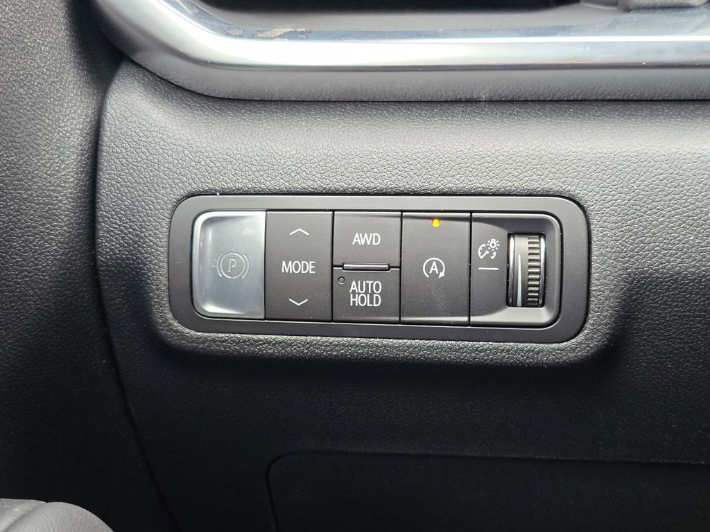 New 2026 GMC Terrain Elevation w/ Elevation Premium Package AWD/4WD image 18