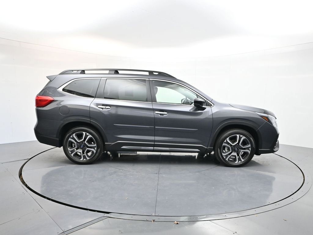 Used 2024 Subaru Ascent Touring image 8
