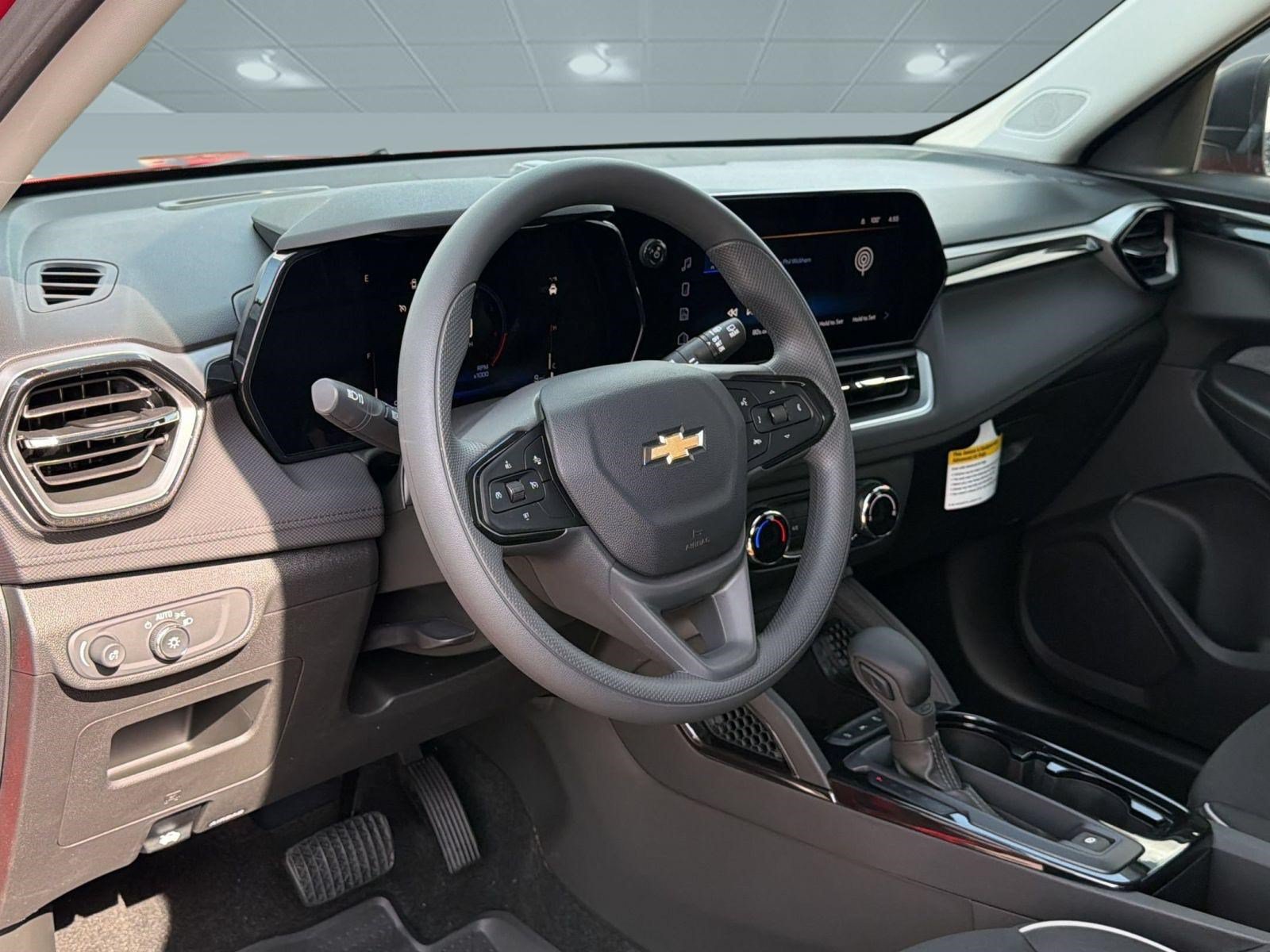New 2026 Chevrolet TrailBlazer LS w/ LS Confidence Package FWD image 4