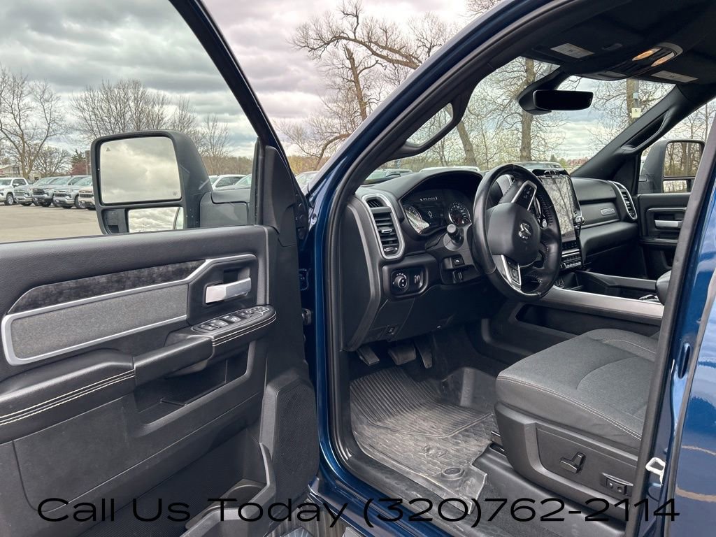 Used 2023 RAM 3500 Big Horn w/ Level B Equipment Group AWD/4WD image 12