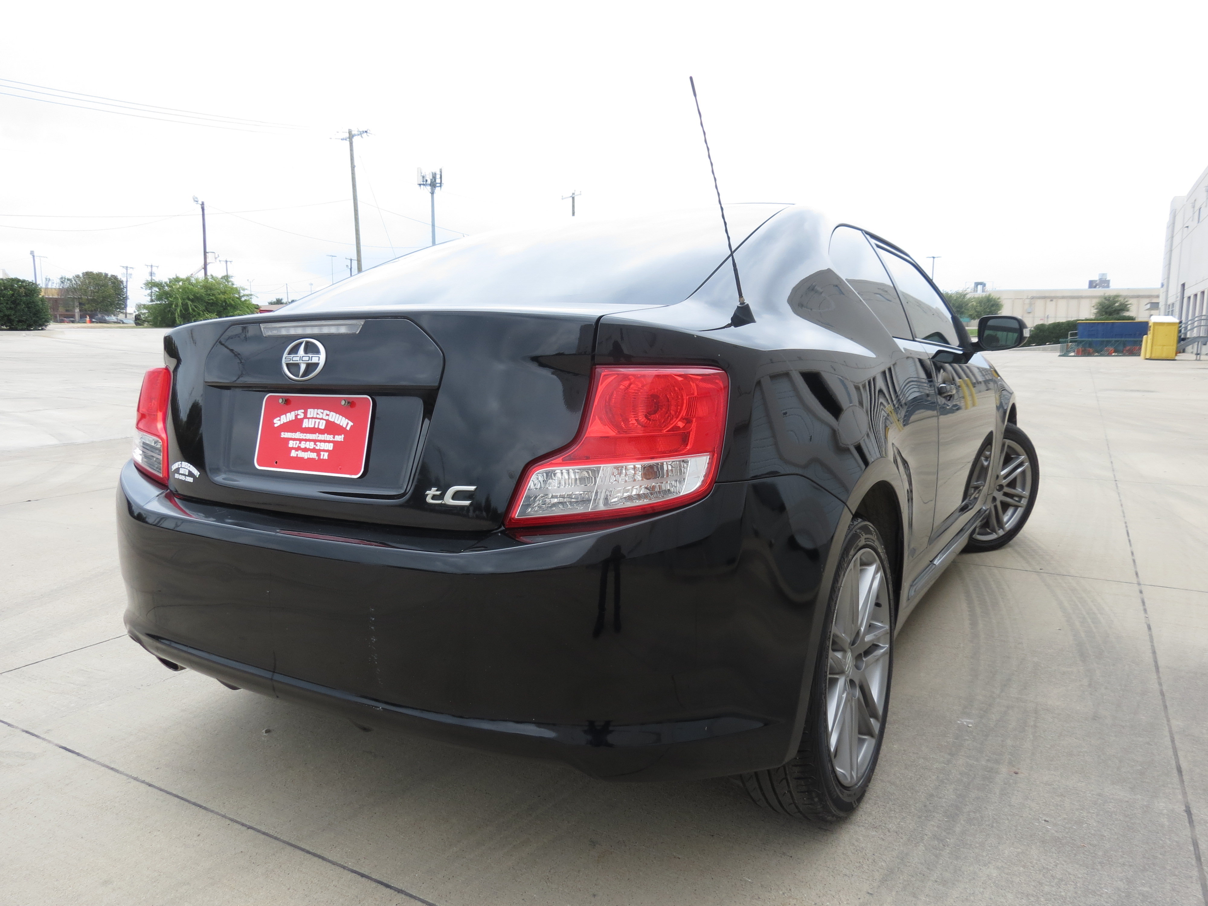 Used 2013 Scion tC FWD image 4