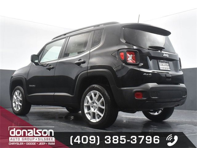 Used 2023 Jeep Renegade Latitude w/ Premium Group image 47