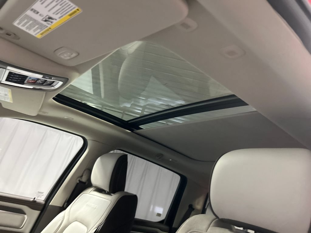 New 2027 RAM 1500 Laramie AWD/4WD image 19