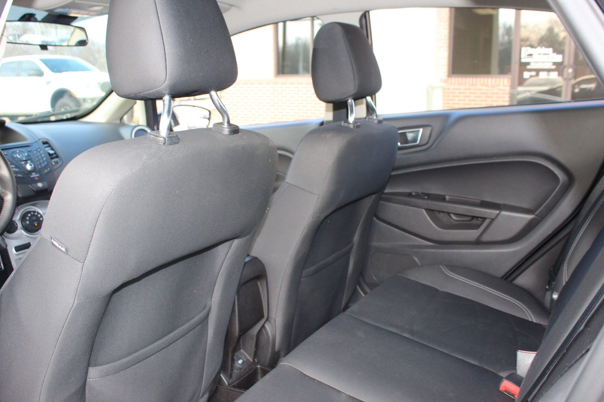 Used 2016 Ford Fiesta SE image 22