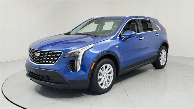 Certified 2023 Cadillac XT4 Luxury w/ Cold Weather Package