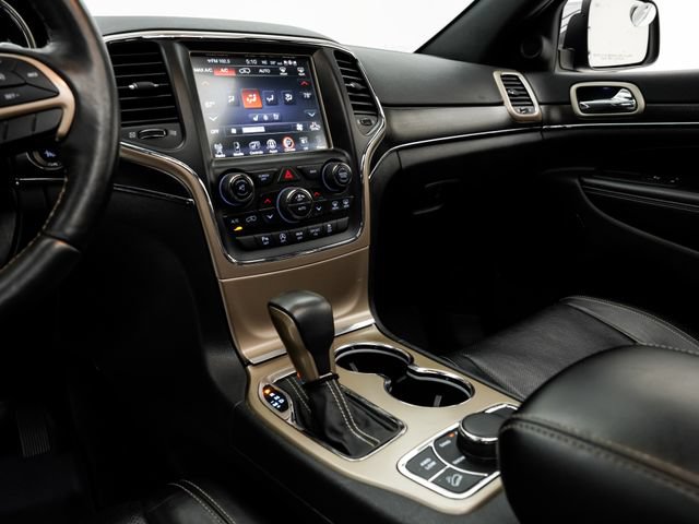 Used 2017 Jeep Grand Cherokee Limited w/ Luxury Group II AWD/4WD image 19