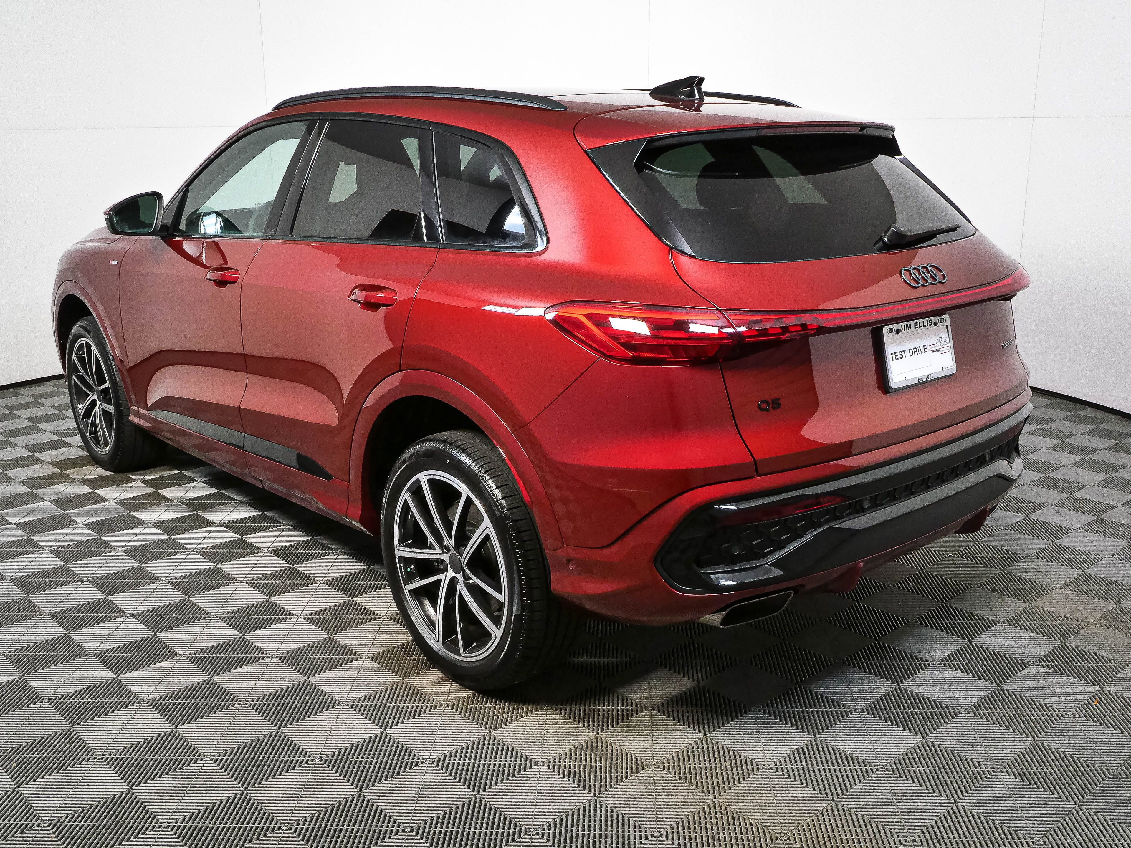 New 2026 Audi Q5 Premium Plus AWD/4WD image 31