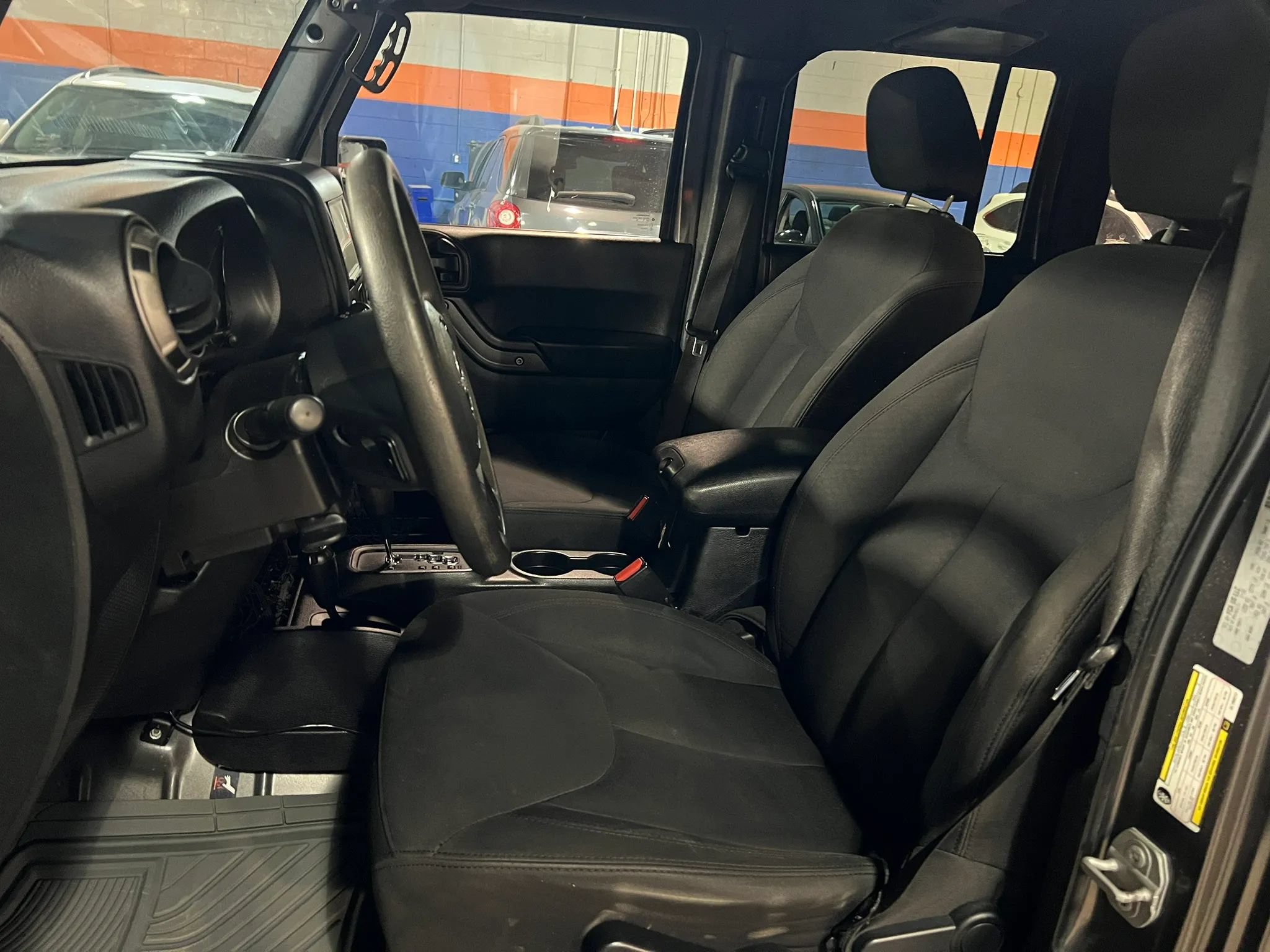 Used 2016 Jeep Wrangler Unlimited Sport AWD/4WD image 10
