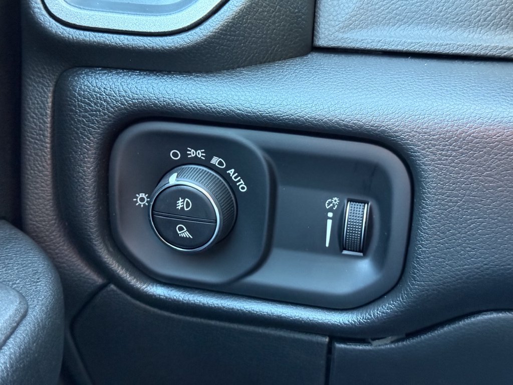 New 2027 RAM 2500 Tradesman AWD/4WD image 18