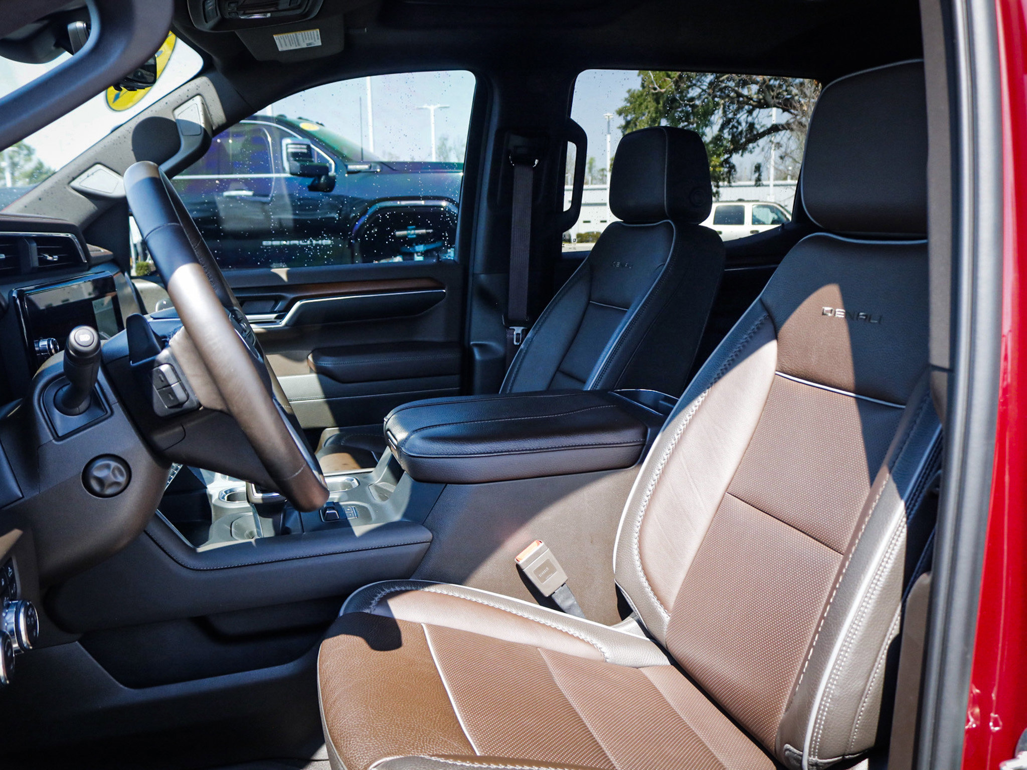 Used 2024 GMC Sierra 1500 Denali w/ Technology Package image 16