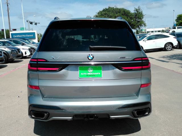 Used 2023 BMW X7 xDrive40i w/ M Sport Package AWD/4WD image 10