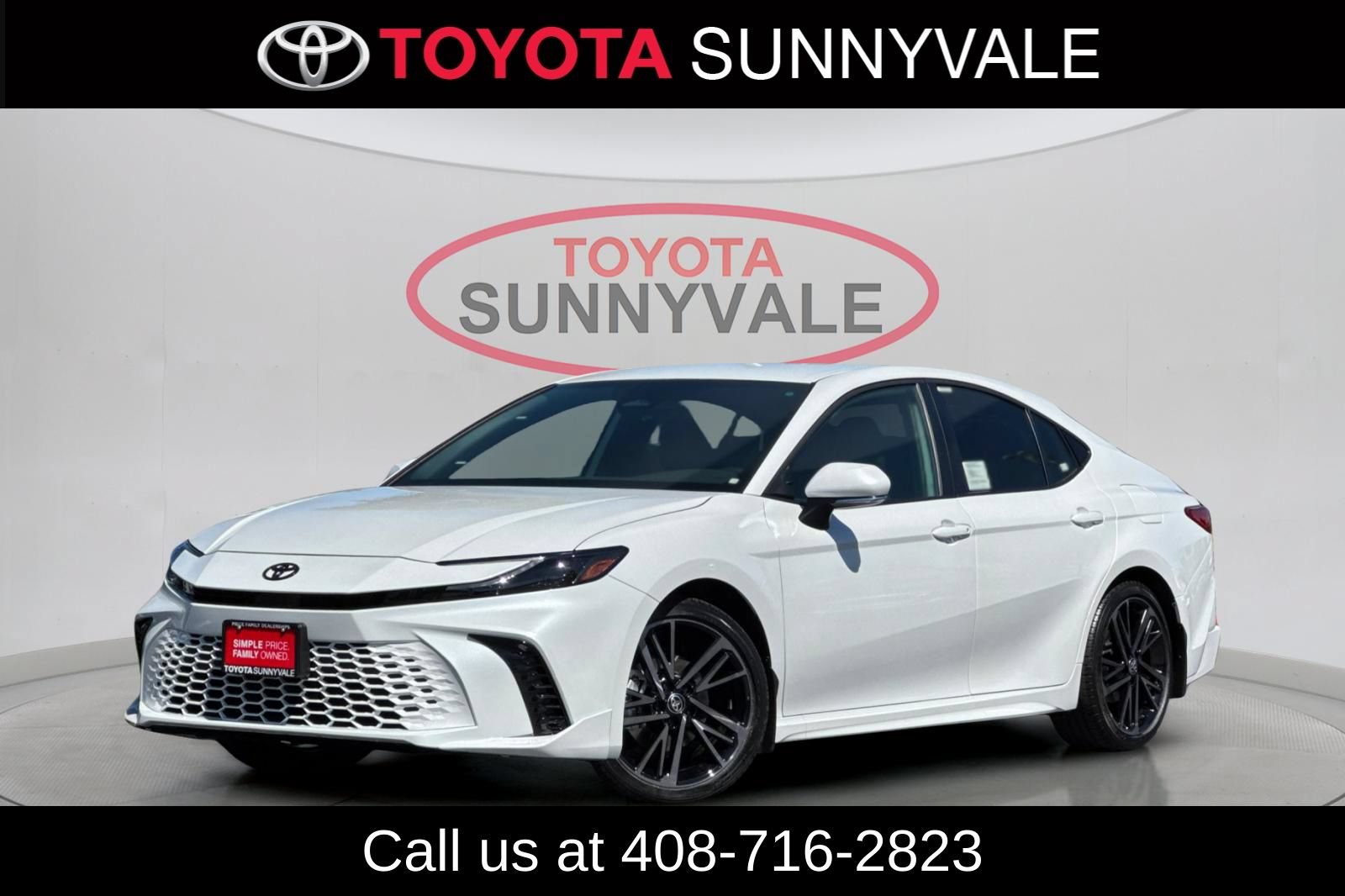 Used 2026 Toyota Camry XSE FWD image 1