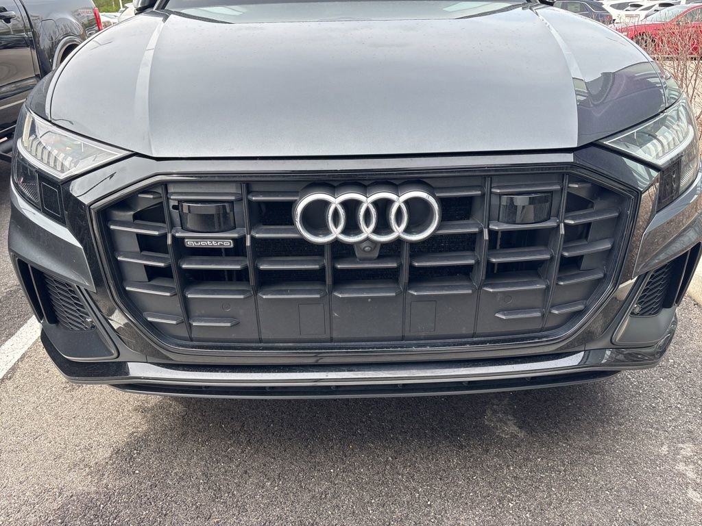 Used 2019 Audi Q8 Prestige image 3