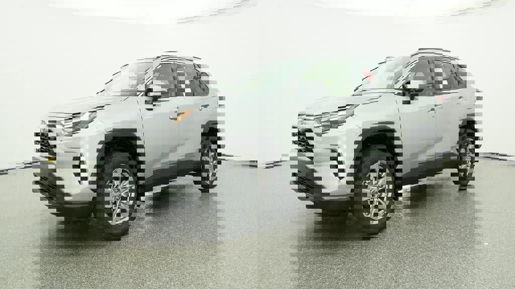 New 2025 Toyota RAV4 XLE image 17