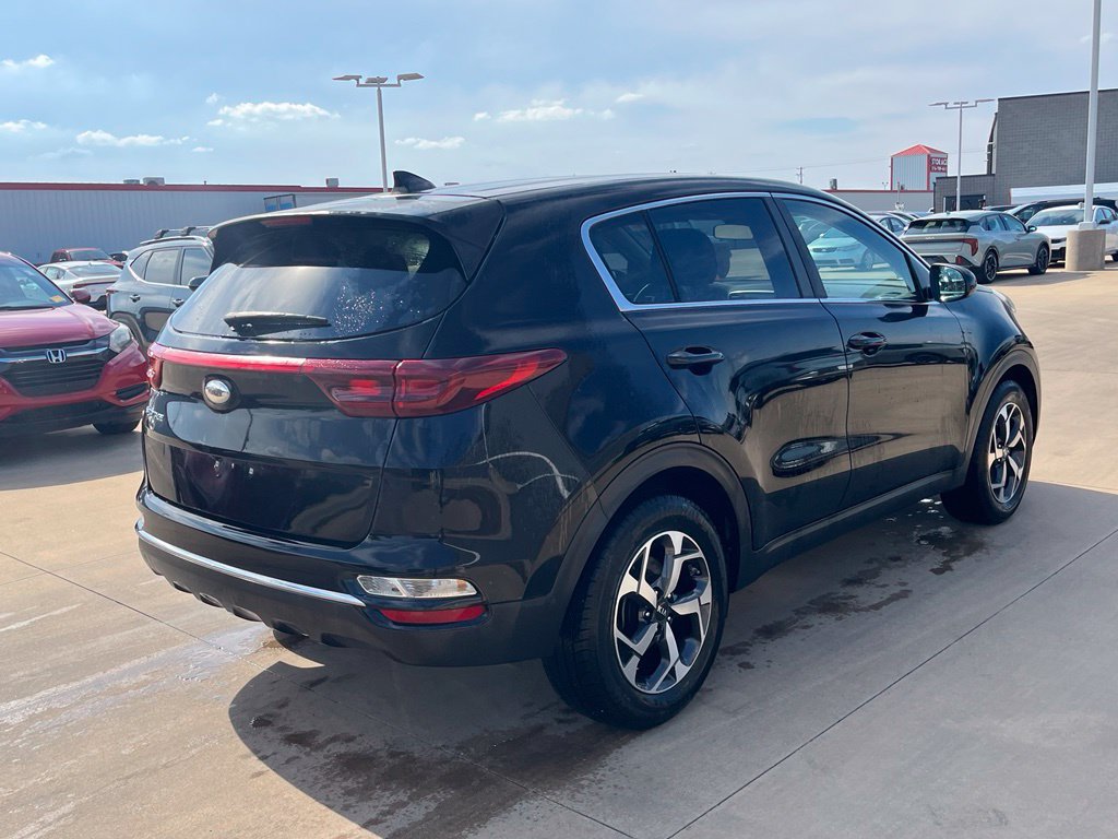 Used 2020 Kia Sportage LX FWD image 3