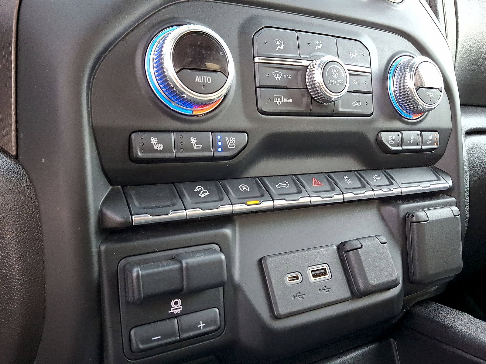 Used 2021 GMC Sierra 1500 AT4 AWD/4WD image 19