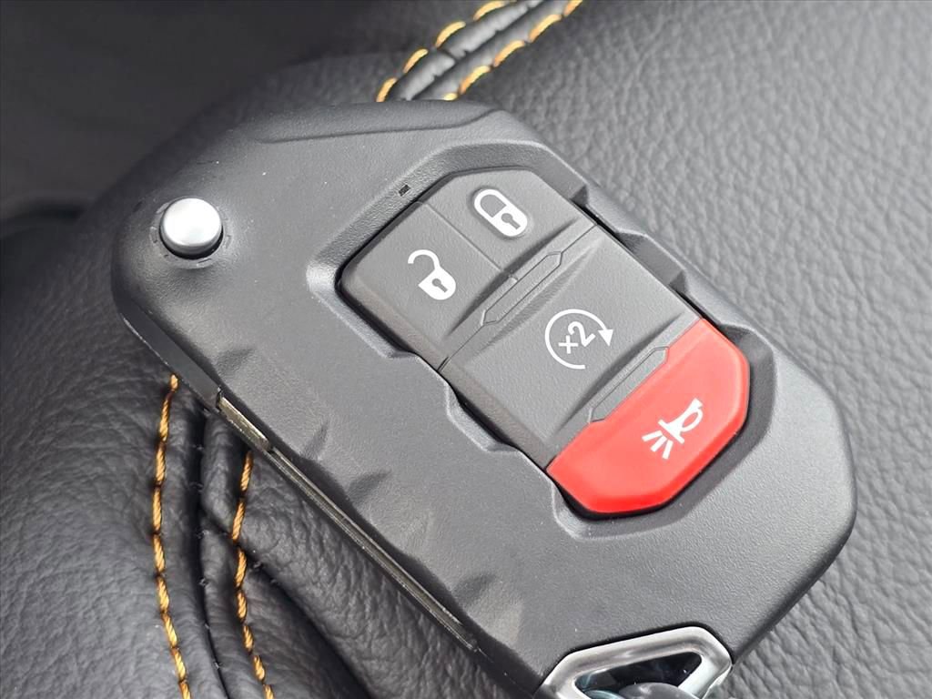 New 2026 Jeep Gladiator Sport AWD/4WD image 13