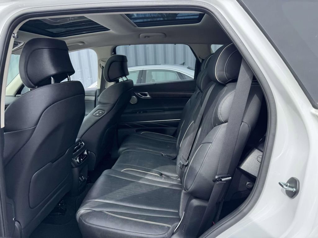 Used 2024 Genesis GV80 3.5T image 11