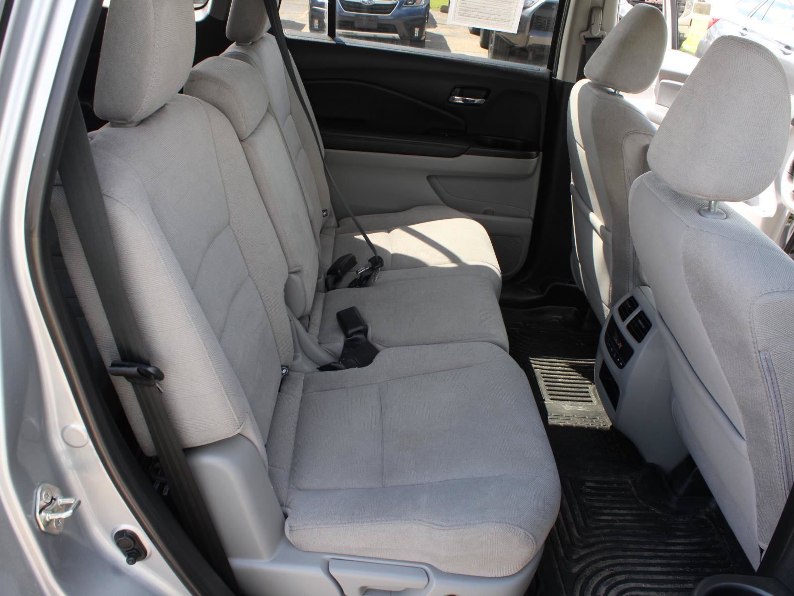 Used 2019 Honda Pilot EX image 16