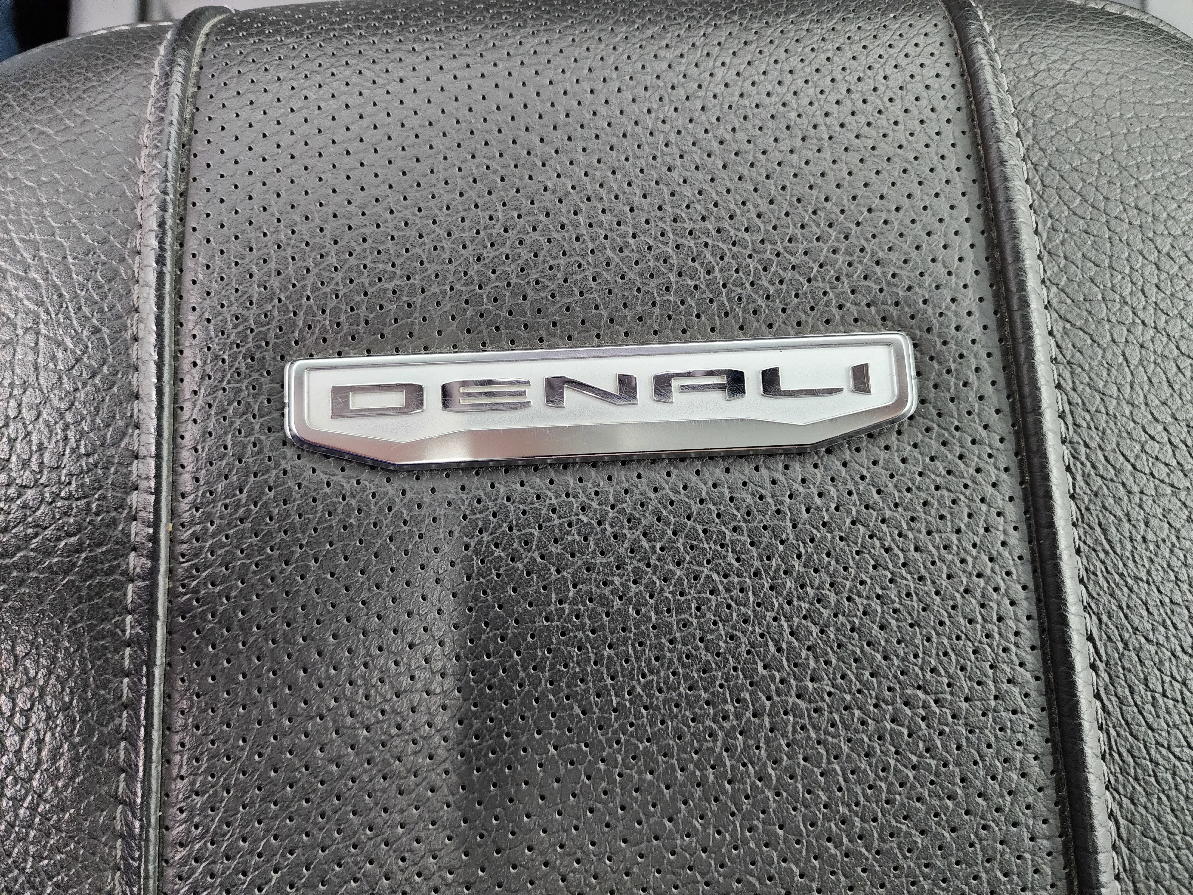 Used 2024 GMC Sierra 2500 Denali w/ Denali Reserve Package image 58