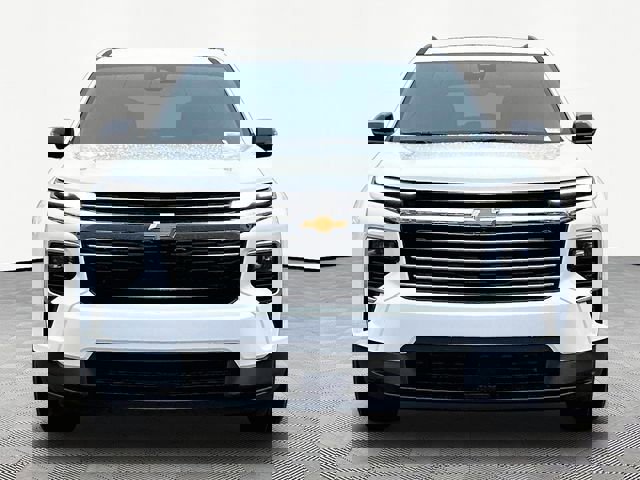 New 2026 Chevrolet Traverse LT w/ Driver Confidence Package image 2