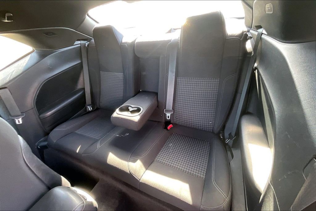 Used 2018 Dodge Challenger SXT image 24