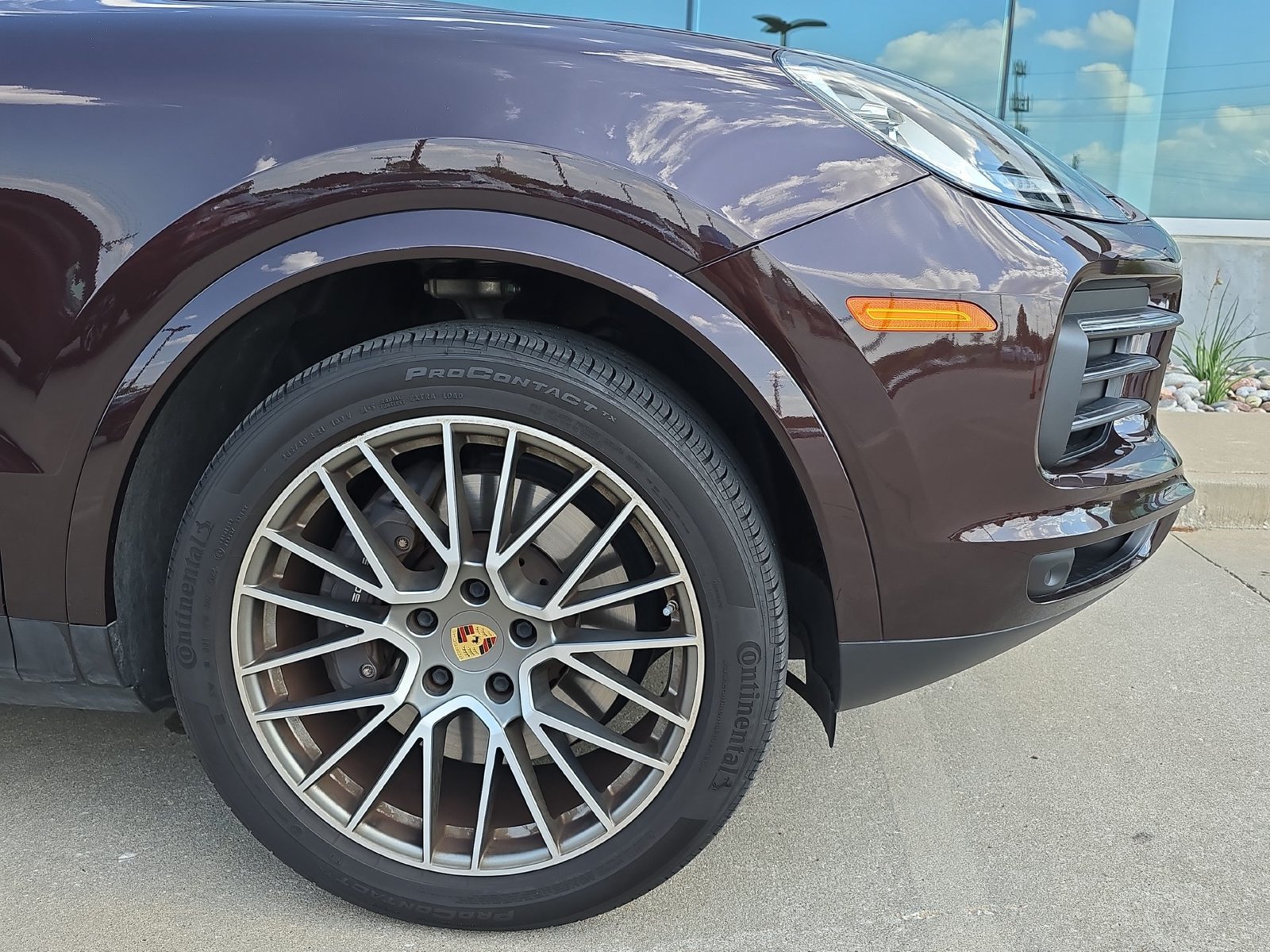 Certified 2023 Porsche Cayenne Platinum Edition AWD/4WD image 11