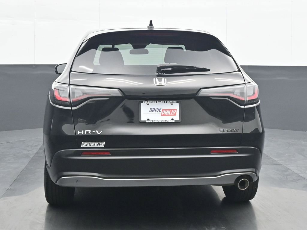 Used 2023 Honda HR-V Sport image 5