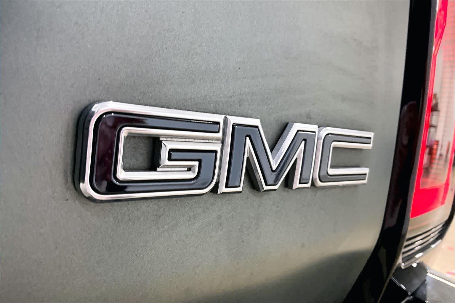 Used 2024 GMC Hummer EV 3X w/ LPO, Illumination Package AWD/4WD image 29