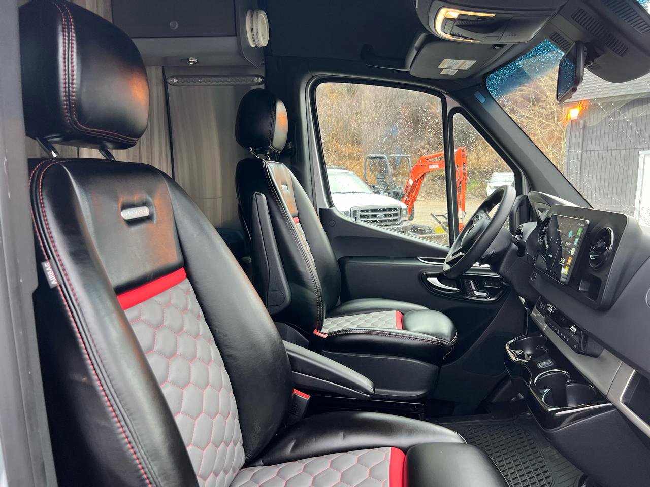 Used 2021 Mercedes-Benz Sprinter 3500 image 10