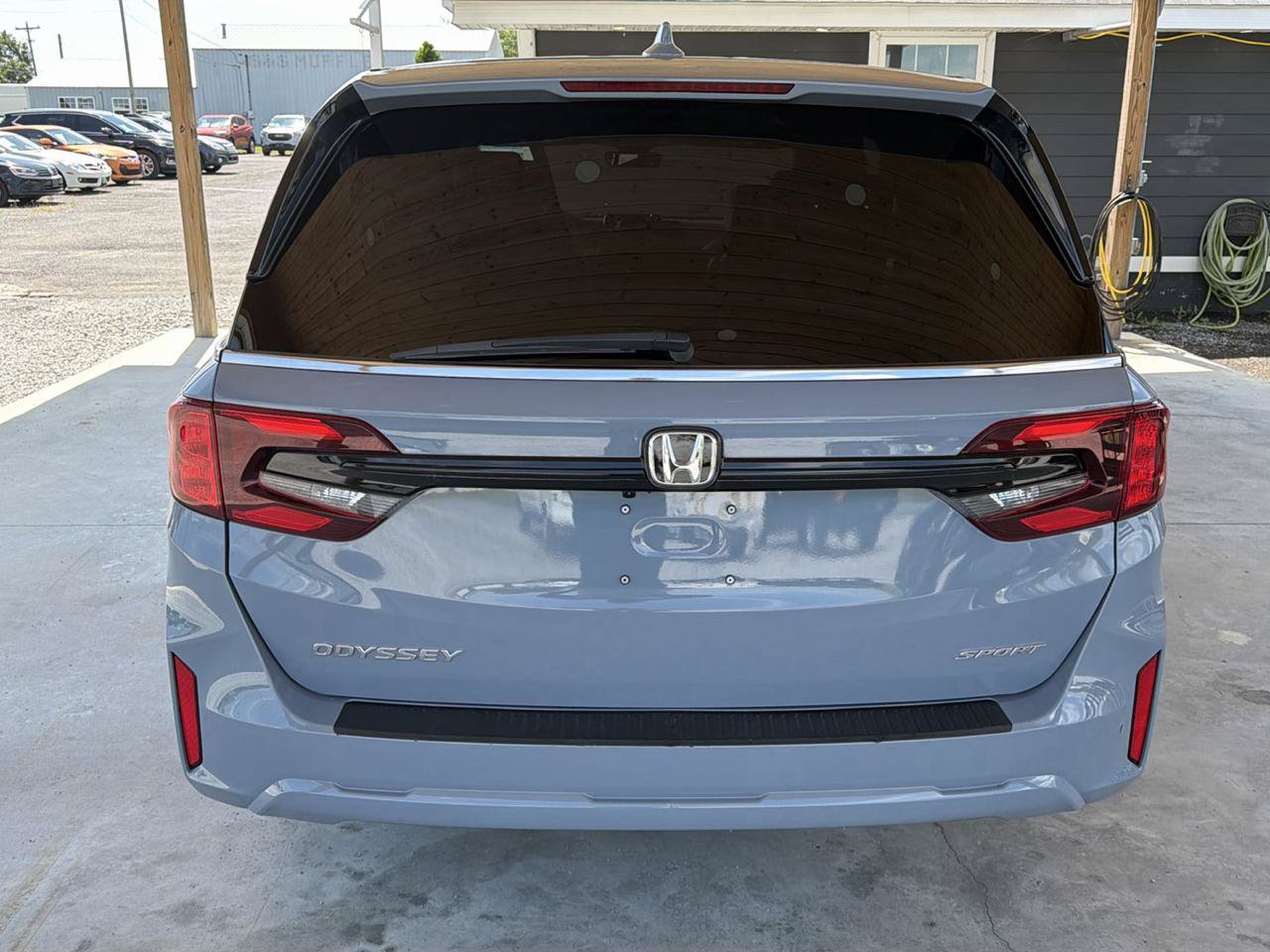 Used 2025 Honda Odyssey Sport-L image 4