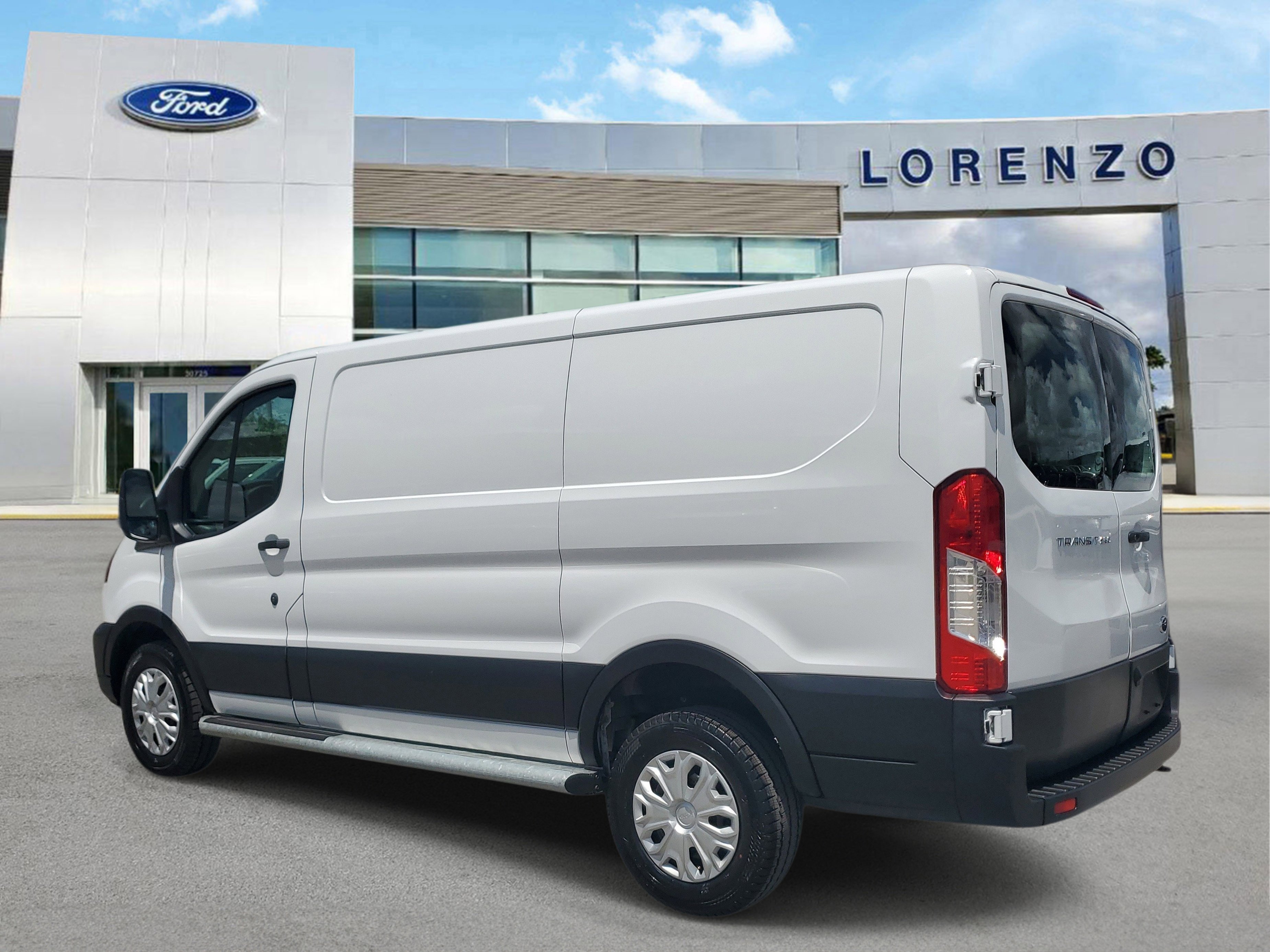 Used 2024 Ford Transit 250 Low Roof w/ Exterior Upgrade Package image 7