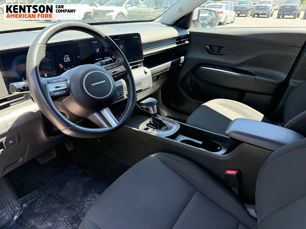 Used 2025 Hyundai Kona SEL AWD/4WD image 28