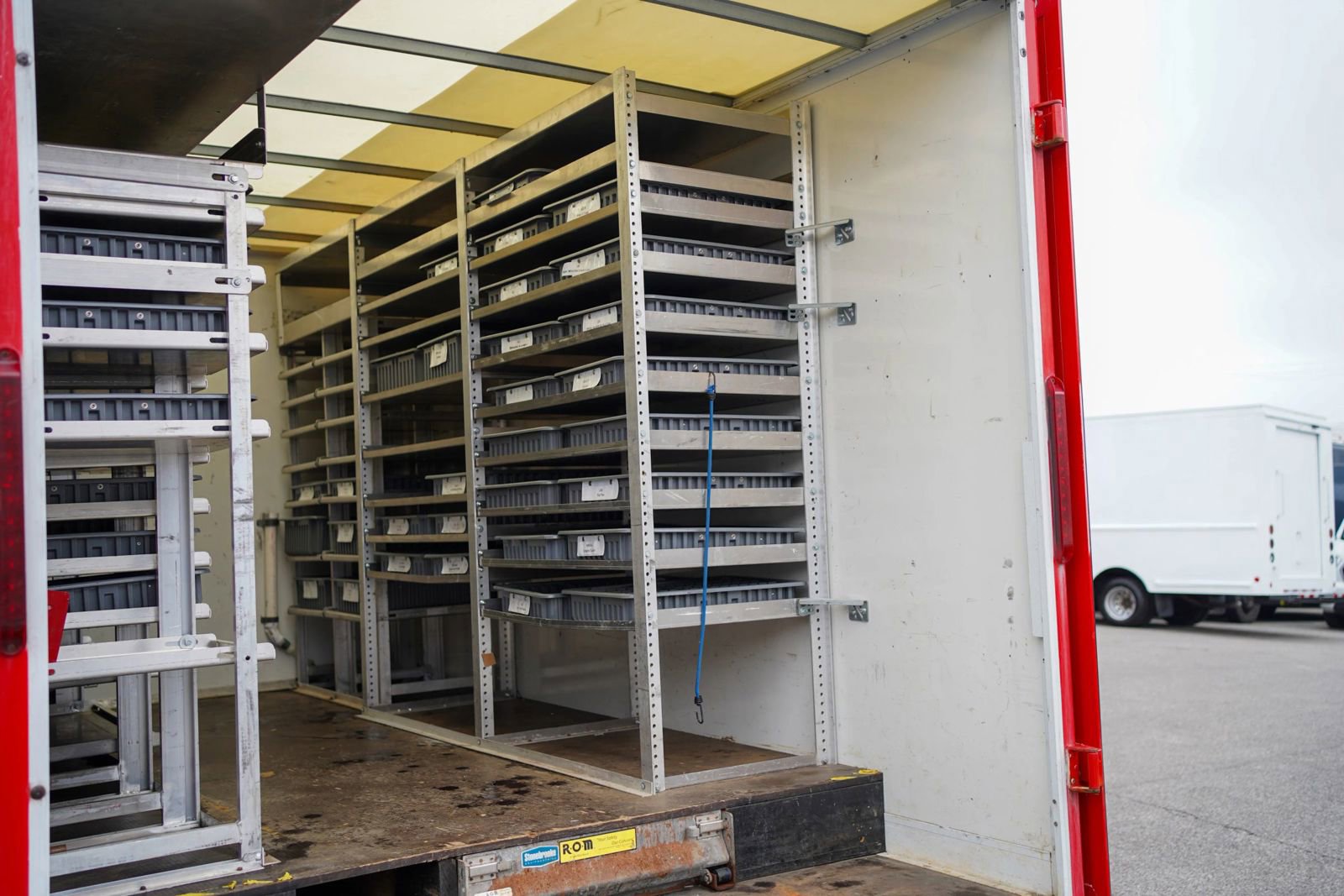 Used 2018 Ford Transit 350 138 DRW image 17