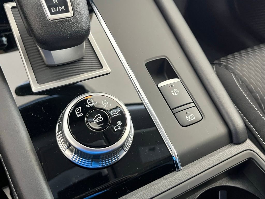 Used 2024 Mitsubishi Outlander ES image 36