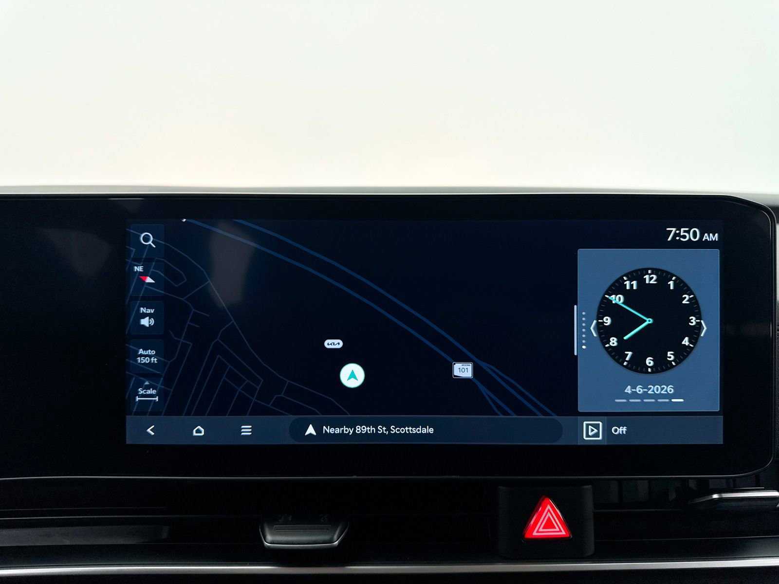 Certified 2025 Kia Carnival EX image 24