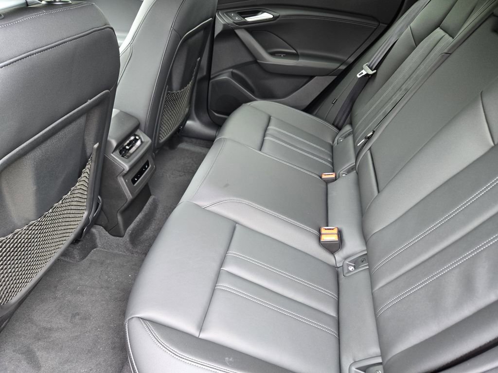 New 2027 Audi Q6 e-tron Premium AWD/4WD image 36