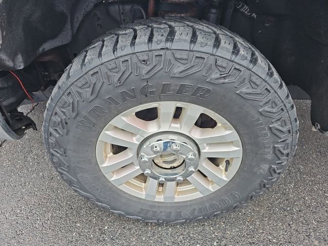 Used 2014 Ford F250 XLT w/ Advanced Security Group image 40