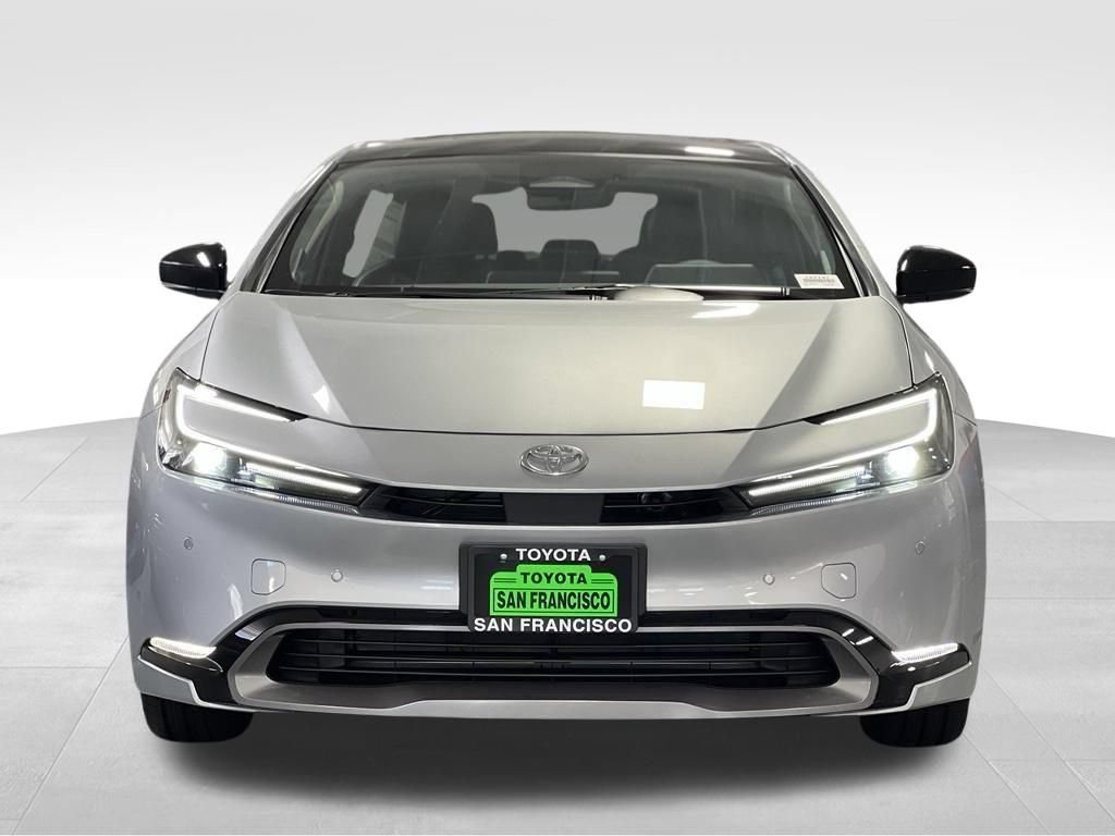 New 2027 Toyota Prius Limited AWD/4WD image 5