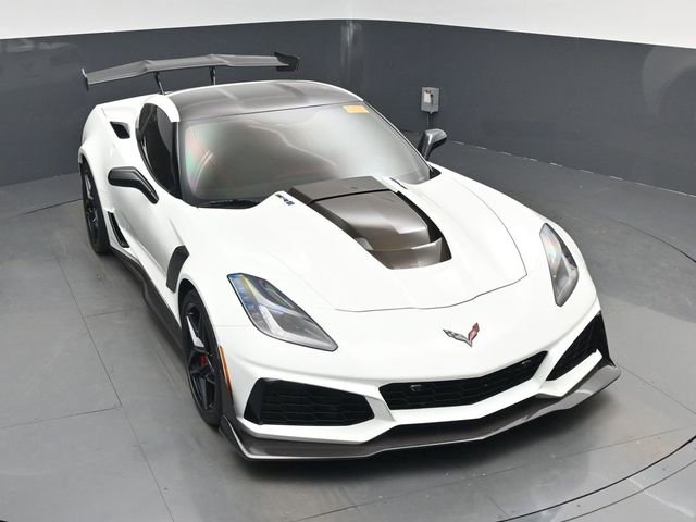 Used 2019 Chevrolet Corvette ZR1 RWD image 26